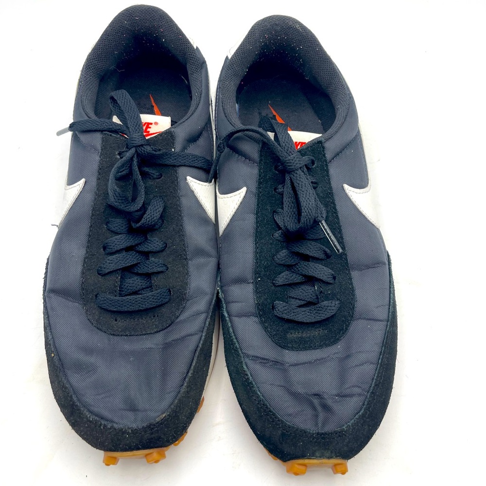 Women’s Nike Daybreak in Black, size 9